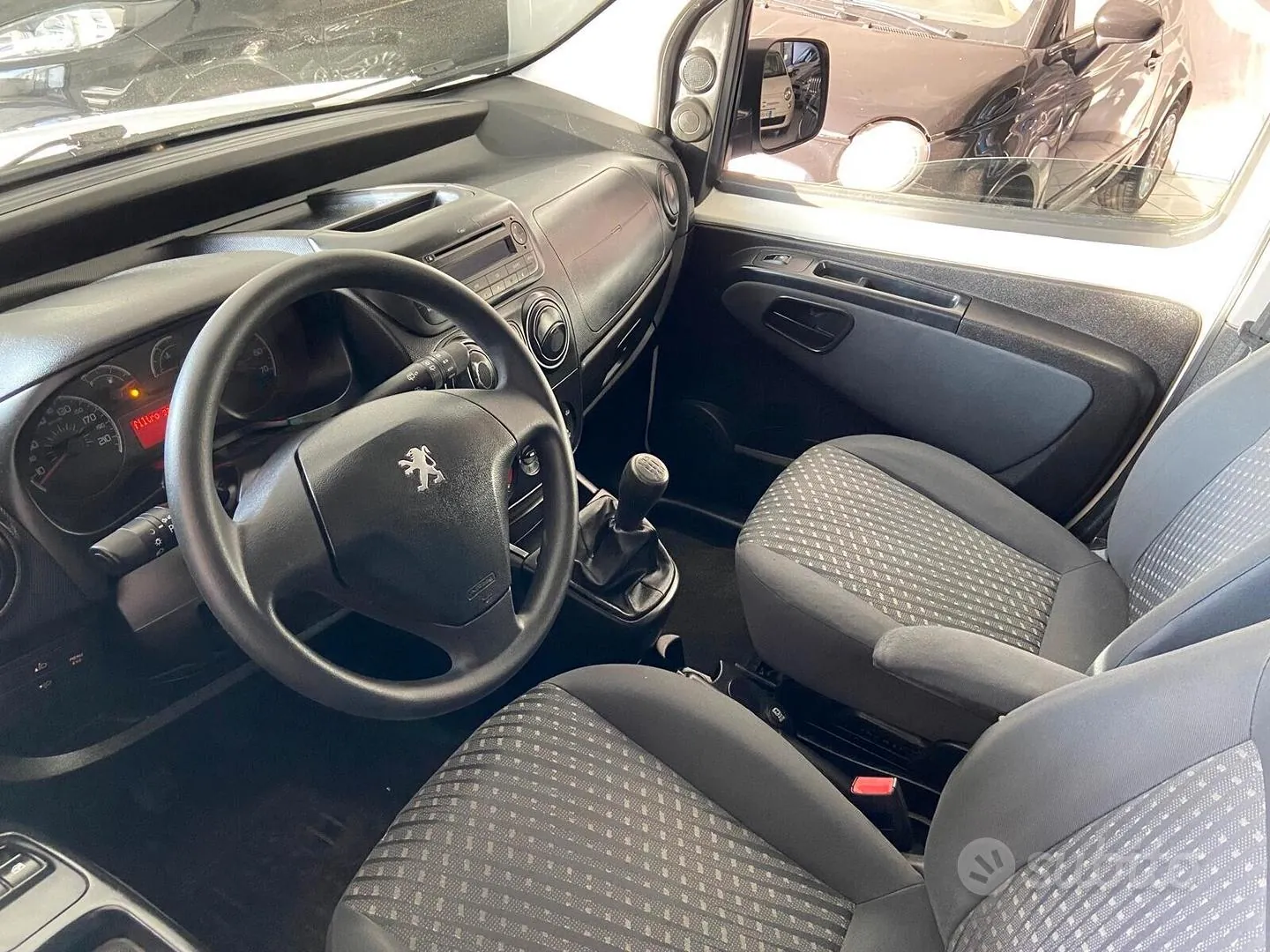 Peugeot Bipper 2012 photo 5