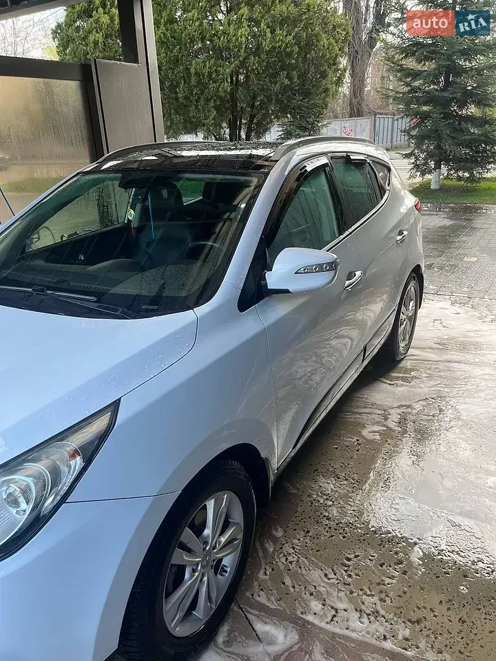 Hyundai Ix35 2011 photo 3