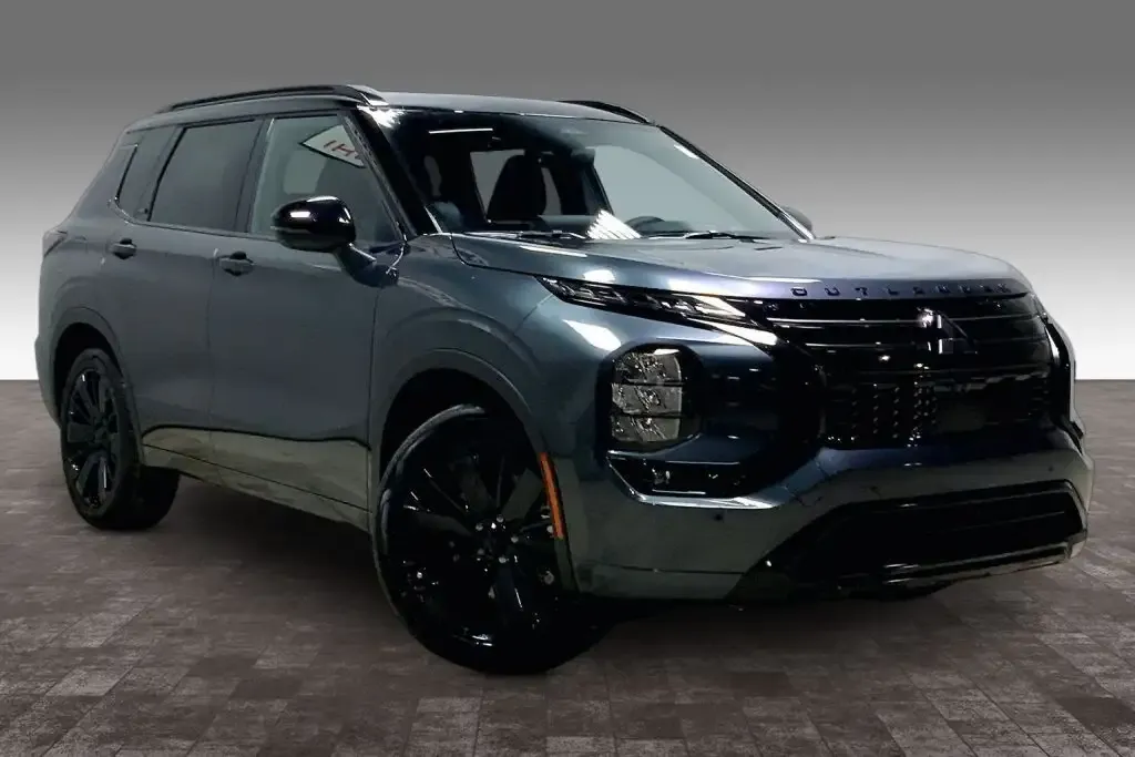 Mitsubishi Outlander 2026 photo 2