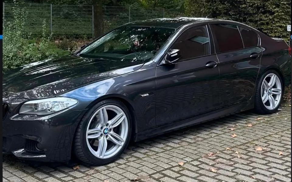 BMW F10