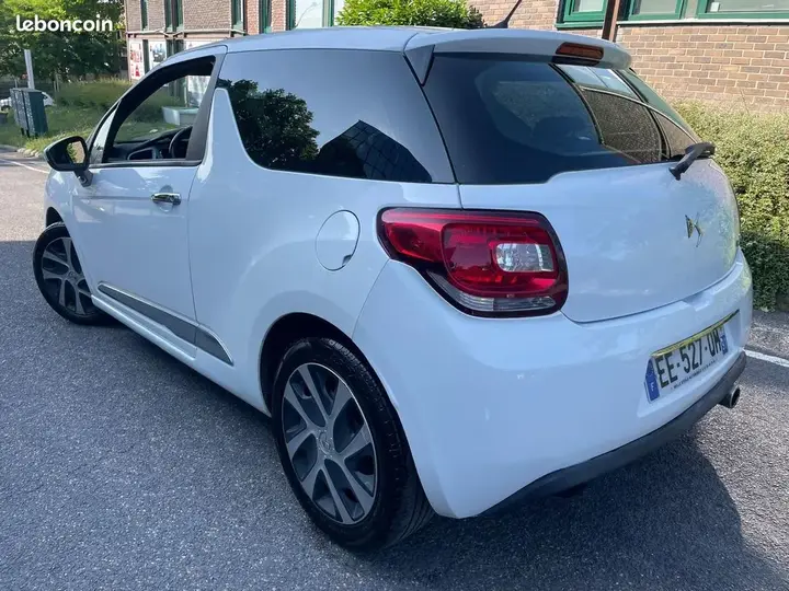 DS Automobiles Ds3 2017 photo 4