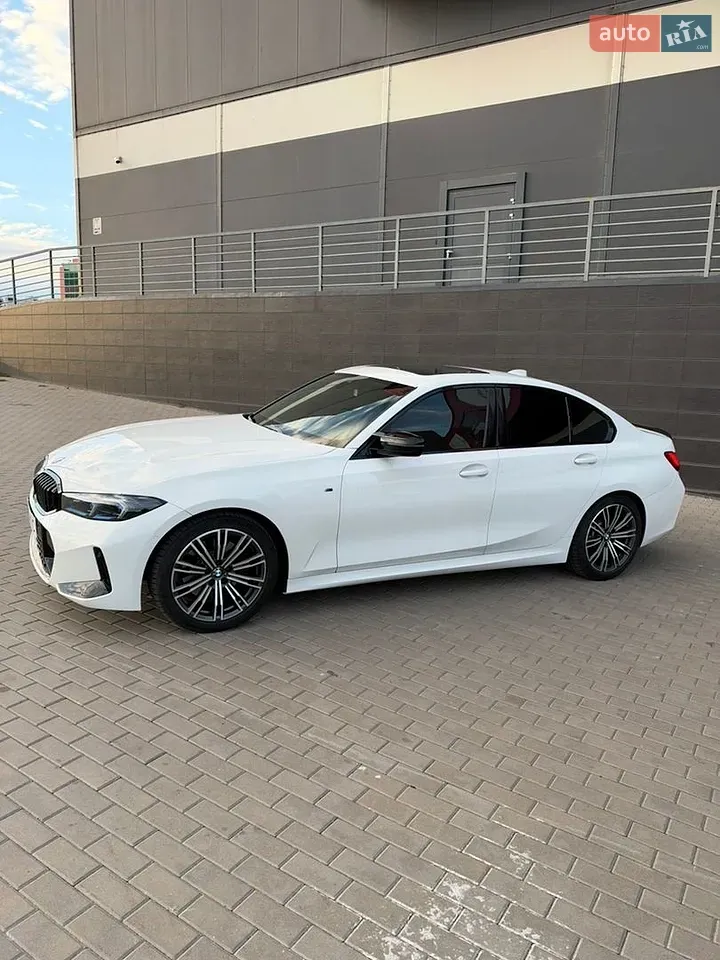 BMW 3 Series 2021 photo 2