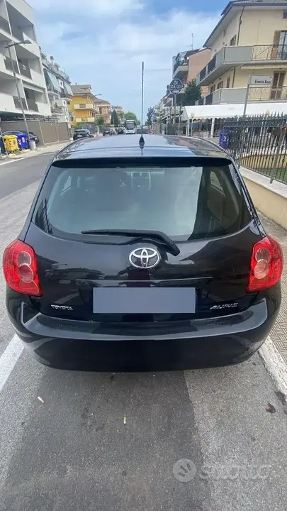 Toyota Auris 2008 photo 3