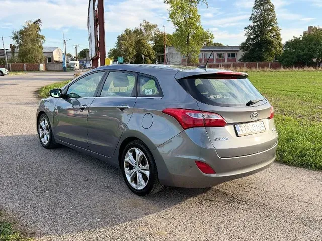 Hyundai I30 2012 photo 3