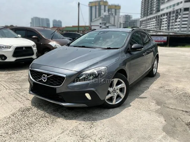 Volvo V40