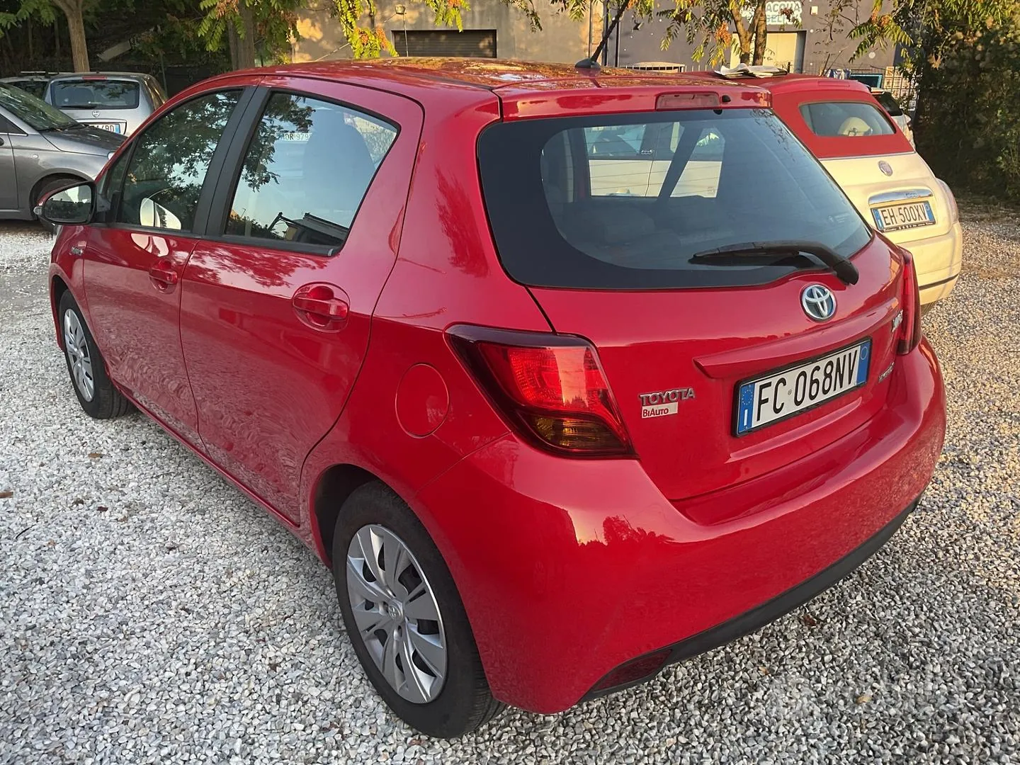 Toyota Yaris 2016 photo 5