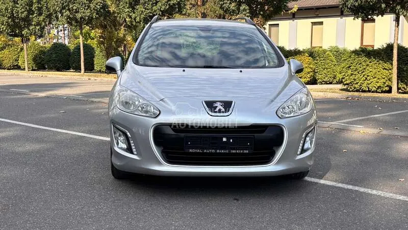 Peugeot 308 2013 photo 2