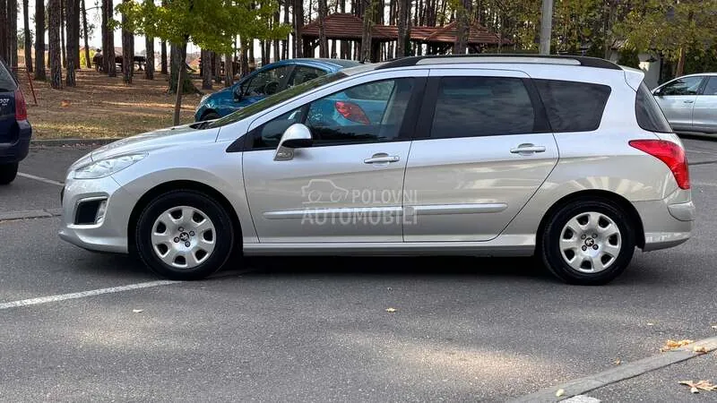 Peugeot 308 2013 photo 4