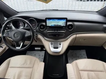 Mercedes-Benz V 300D 2021 photo 2