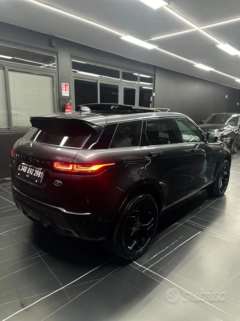 Land Rover Evoque 2022 photo 3