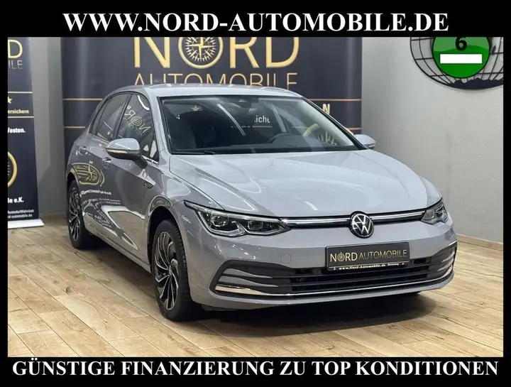 Volkswagen Golf Viii
