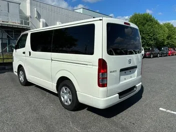 Toyota Hiace 2021 photo 4