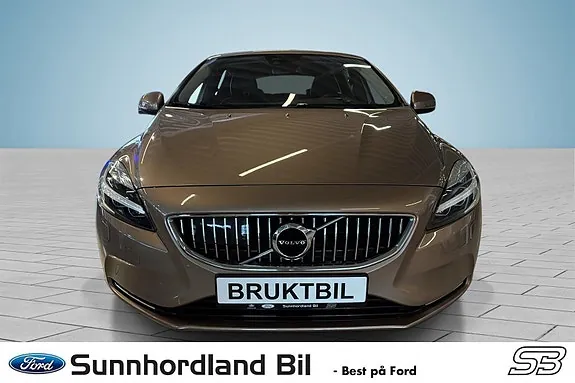 Volvo V40 2016 photo 2
