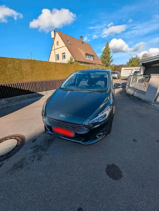 Ford S-Max