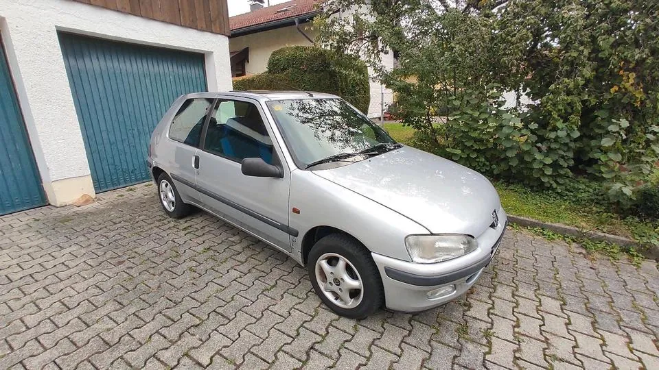 Peugeot 106