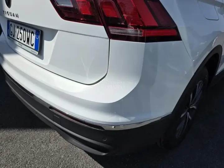 Volkswagen Tiguan 2022 photo 2