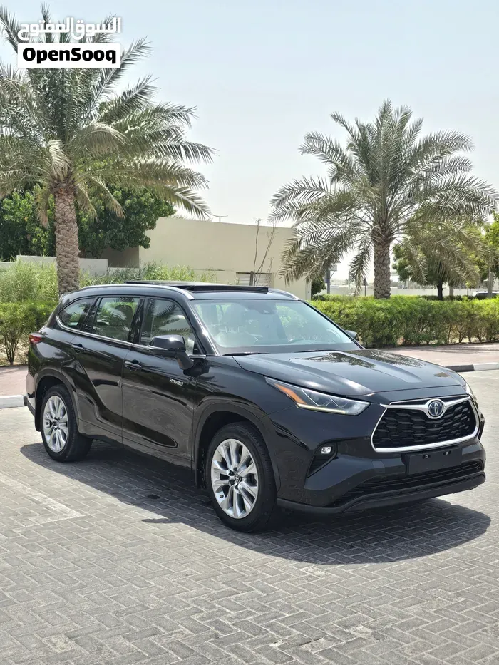 Toyota Highlander 2023 photo 2