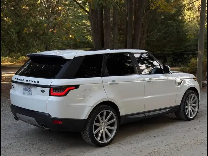 Land Rover Range Rover Sport 2015 photo 4