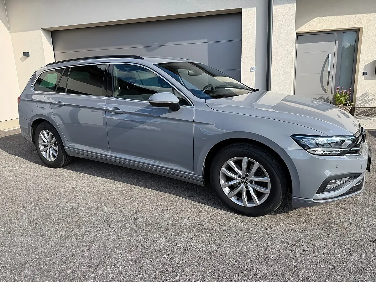 Volkswagen Passat 2022 photo 3