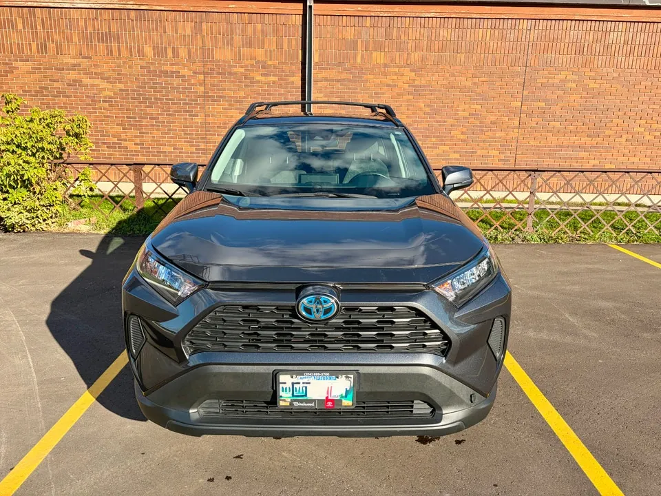 Toyota Rav4 2024 photo 2
