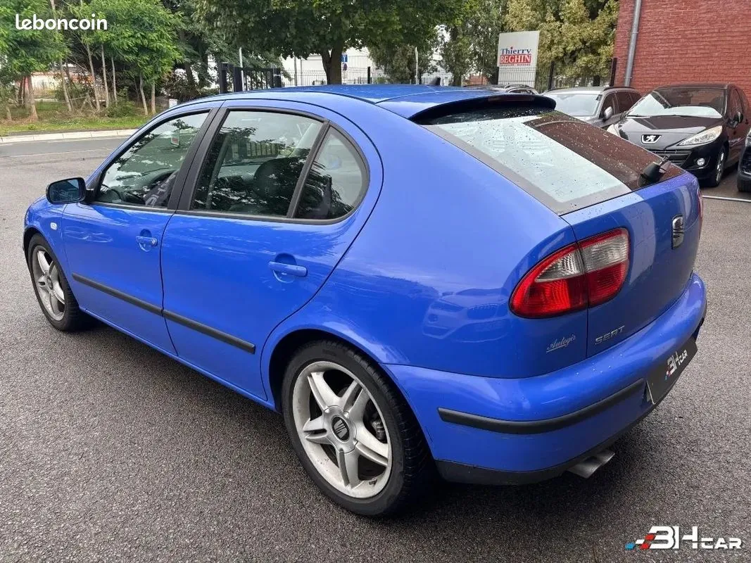 Seat Leon 2000 photo 4