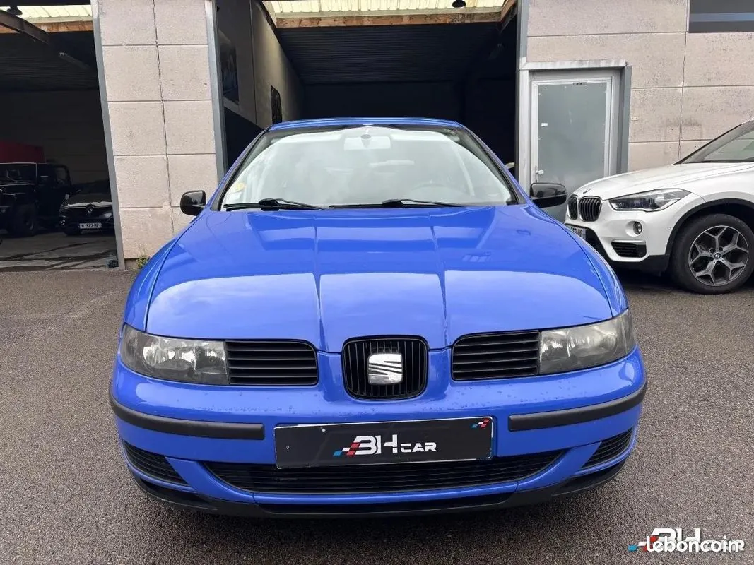 Seat Leon 2000 photo 2
