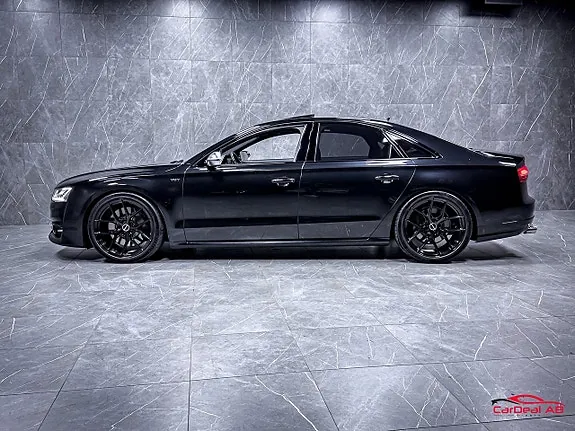 Audi S8 2014 photo 4