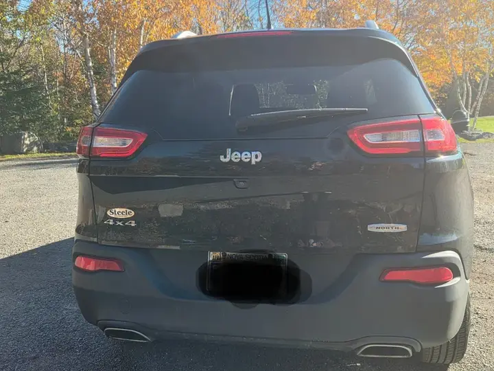 Jeep Cherokee 2015 photo 4