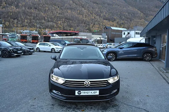 Volkswagen Passat 2015 photo 2
