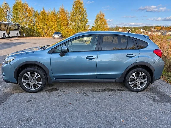 Subaru Xv 2012 photo 3