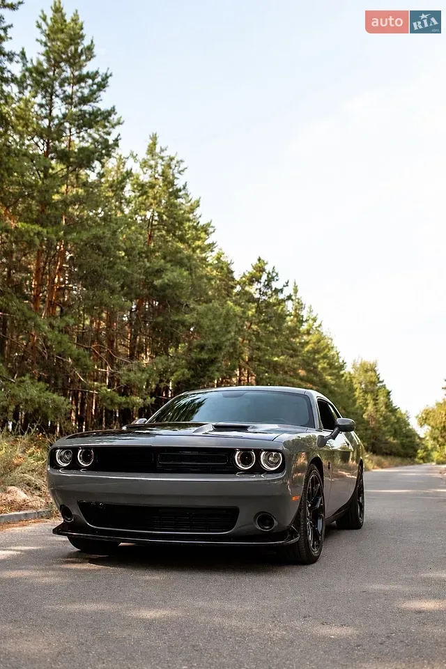 Dodge Challenger