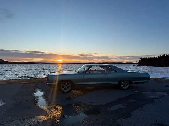 Pontiac Bonneville 1966 photo 2