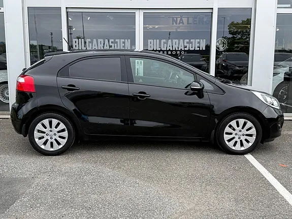Kia Rio 2012 photo 4