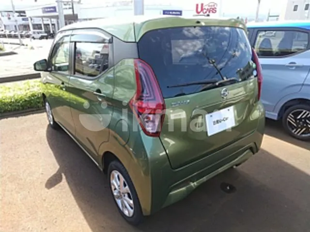 Nissan Dayz 2024 photo 2