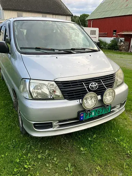 Toyota Hiace 2008 photo 2
