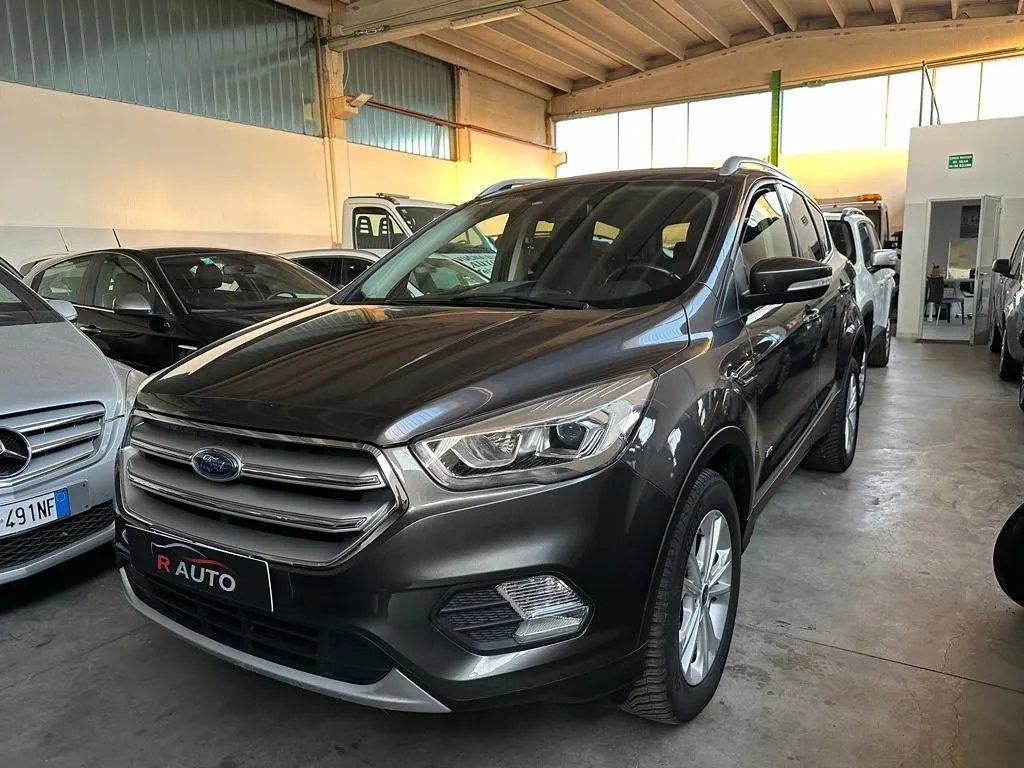 Ford Kuga 2019 photo 2