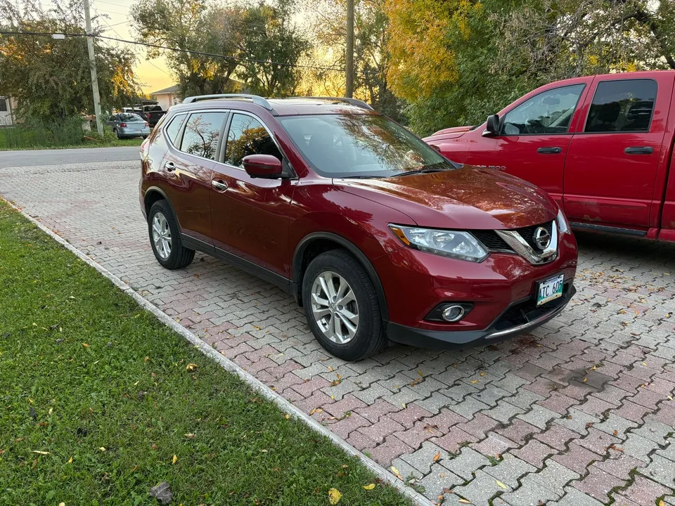 Nissan Rogue 2016 photo 2