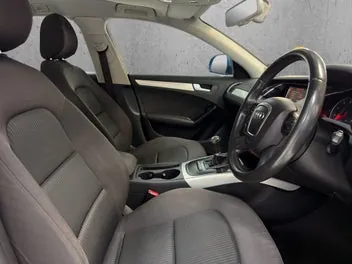 Audi A4 2009 photo 3
