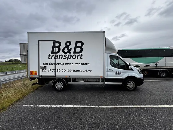 Ford Transit 350 L3 Van 2022 photo 2