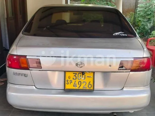 Nissan Sunny 1995 photo 4