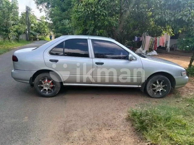 Nissan Sunny 1995 photo 5
