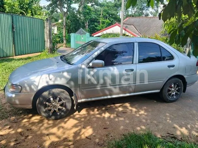 Nissan Sunny 1995 photo 3