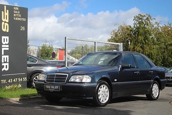 Mercedes-Benz C180