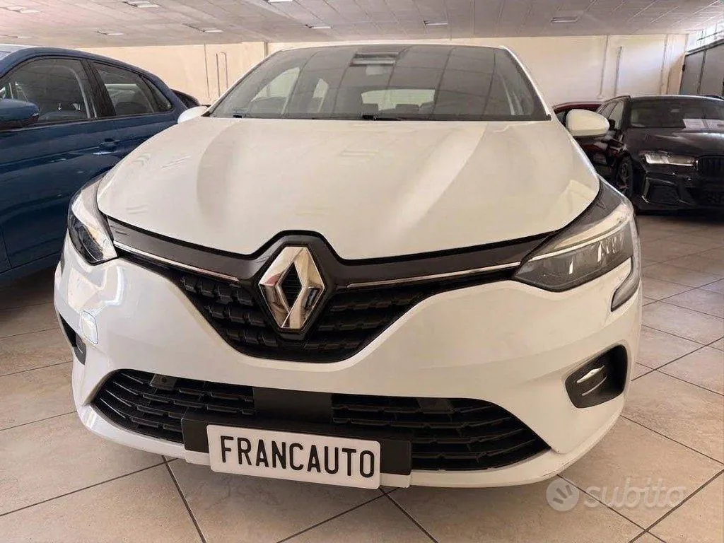 Renault Clio 2023 photo 3