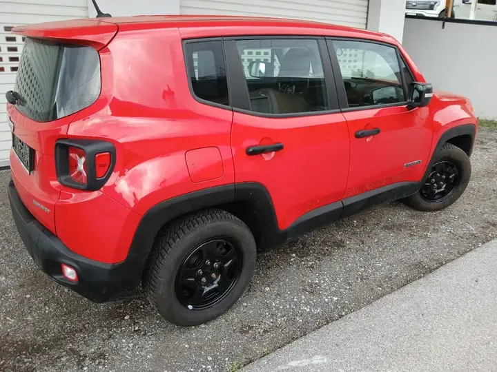 Jeep Renegade 2018 photo 3