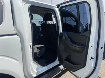 Nissan Navara 2013 photo 3