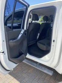 Nissan Navara 2013 photo 5