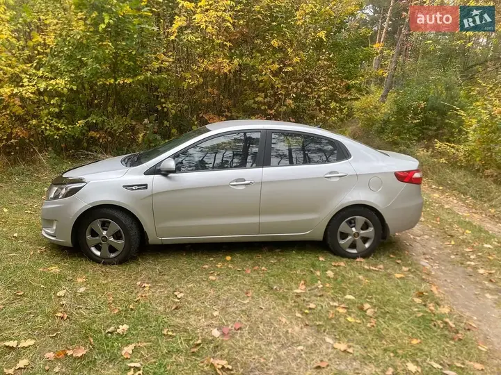Kia Rio 2011 photo 3