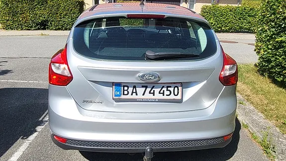 Ford Focus 2011 photo 3