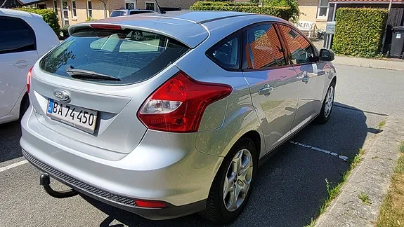 Ford Focus 2011 photo 5
